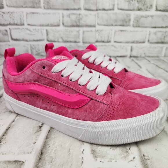 Vans Knu Skool Women's Size 8.5 Pink Fucsia Skate Chunky Retro Suede Low Sneaker - Picture 1 of 10